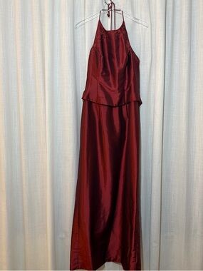 Pinky & Me Y2K formal Halter-Neck beaded Satin Evening Gown - Deep Wine size 14